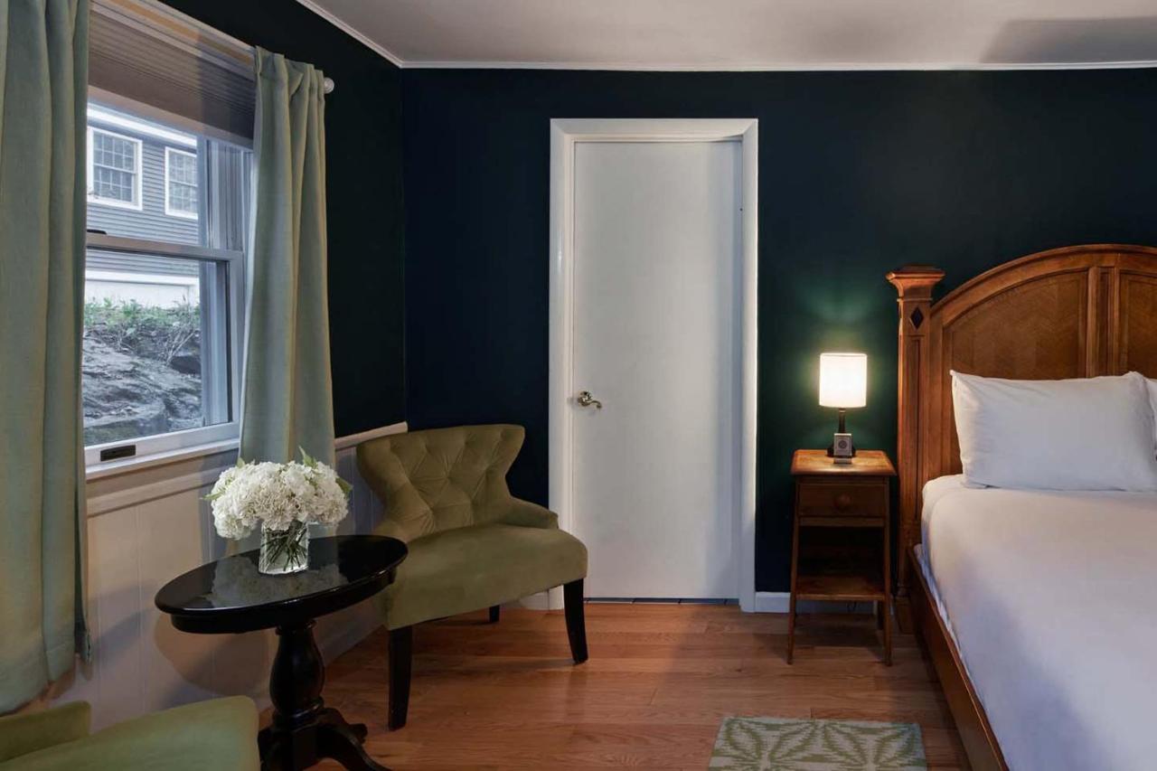The Dewey By The Lenox Collection Bed & Breakfast ภายนอก รูปภาพ
