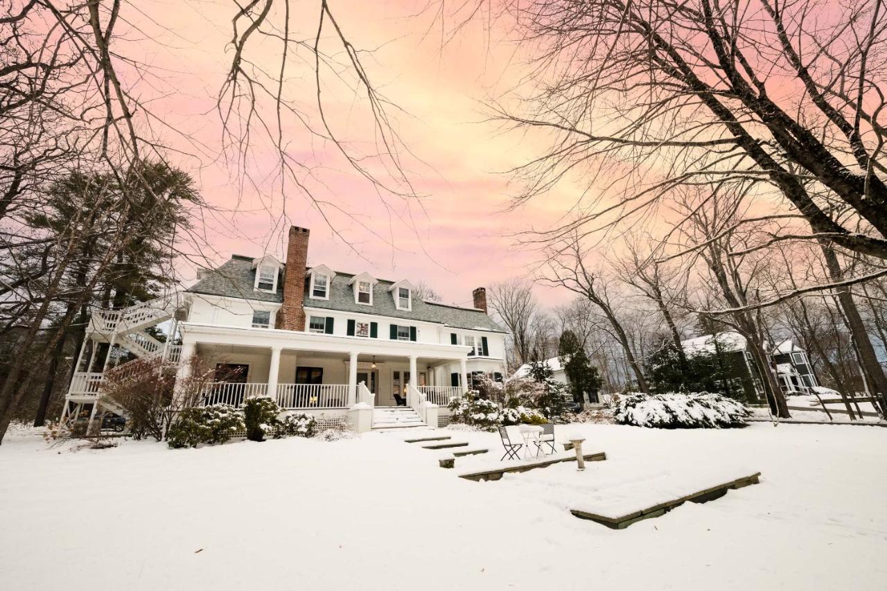 The Dewey By The Lenox Collection Bed & Breakfast ภายนอก รูปภาพ