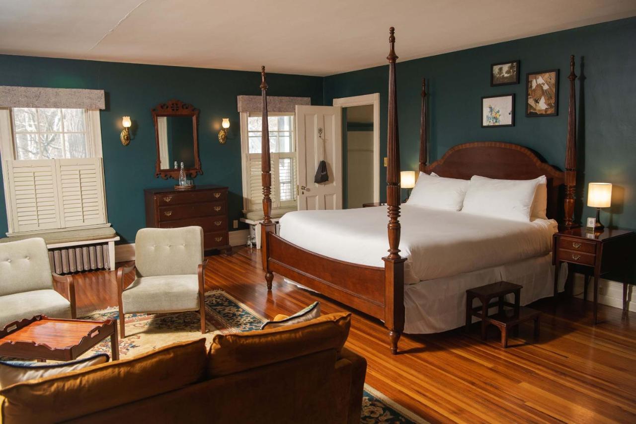 The Dewey By The Lenox Collection Bed & Breakfast ภายนอก รูปภาพ